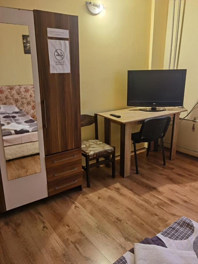 Къща за гости и приятели Свищов Екстериор снимка